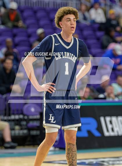 Thumbnail 1 in La Lumiere vs. IMG Academy (City of Palms Classic) photogallery.