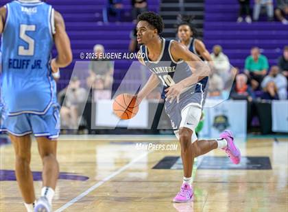 Thumbnail 3 in La Lumiere vs. IMG Academy (City of Palms Classic) photogallery.