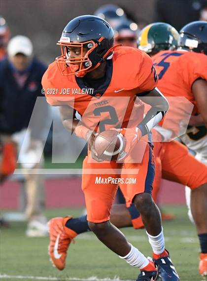 Thumbnail 1 in Williamsville North @ Bennett/Olmsted/Middle Early College/East photogallery.