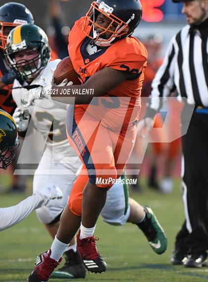 Thumbnail 1 in Williamsville North @ Bennett/Olmsted/Middle Early College/East photogallery.