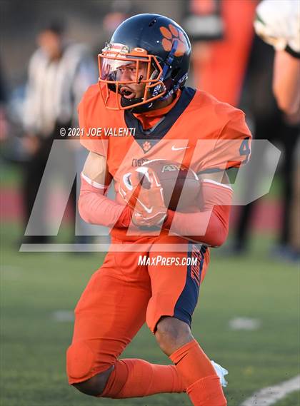 Thumbnail 3 in Williamsville North @ Bennett/Olmsted/Middle Early College/East photogallery.