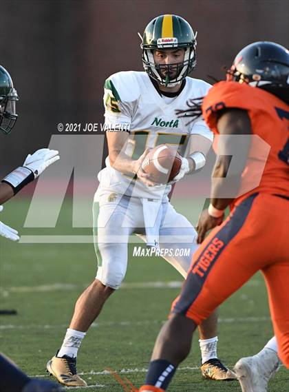 Thumbnail 1 in Williamsville North @ Bennett/Olmsted/Middle Early College/East photogallery.