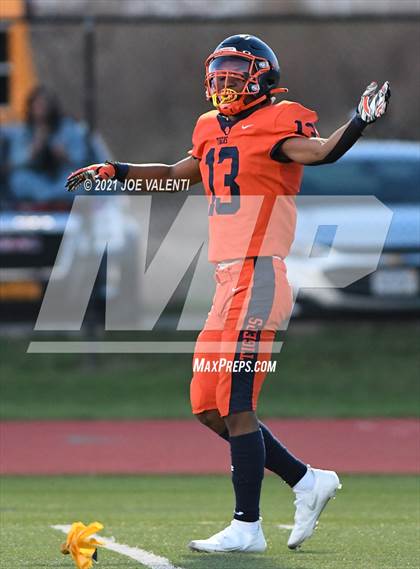 Thumbnail 2 in Williamsville North @ Bennett/Olmsted/Middle Early College/East photogallery.