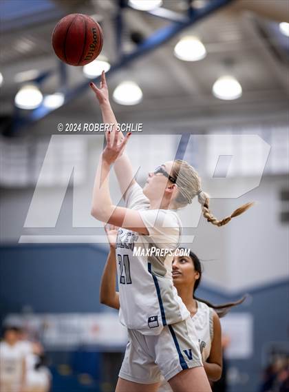 Thumbnail 2 in Cosumnes Oaks @ Vista del Lago photogallery.