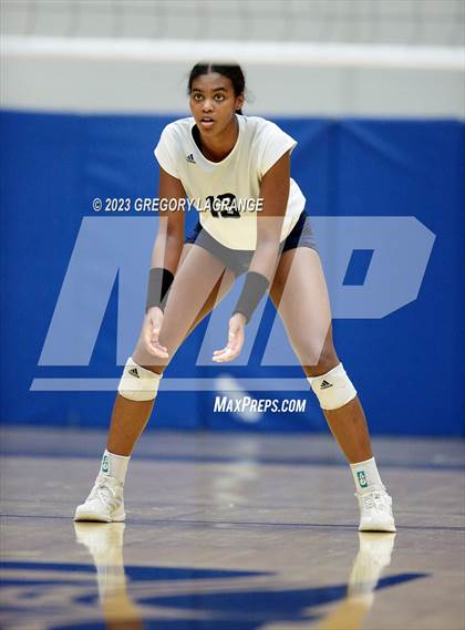 Thumbnail 2 in Keller vs Flower Mound (UIL 6A Volleyball Regional Semifinals) photogallery.