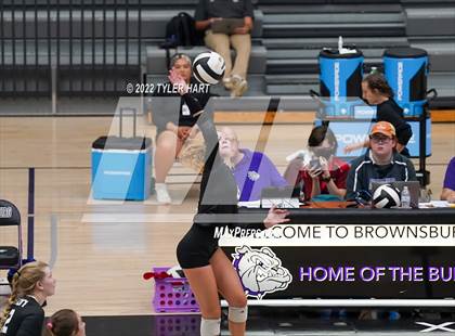 Thumbnail 1 in Benton Central vs. Floyd Central (Bulldog Challenge) photogallery.