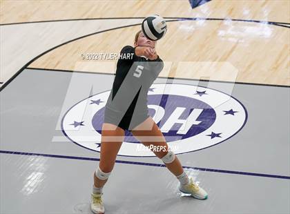 Thumbnail 3 in Benton Central vs. Floyd Central (Bulldog Challenge) photogallery.
