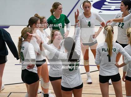 Thumbnail 1 in Benton Central vs. Floyd Central (Bulldog Challenge) photogallery.