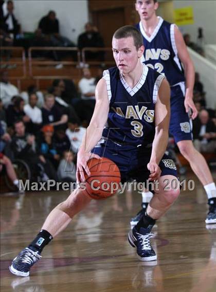 Thumbnail 2 in Los Osos vs. La Costa Canyon (MaxPreps Holiday Classic American Final) photogallery.