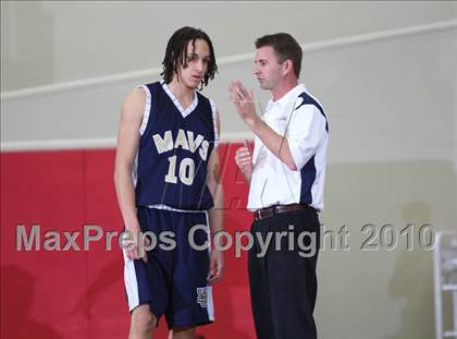 Thumbnail 2 in Los Osos vs. La Costa Canyon (MaxPreps Holiday Classic American Final) photogallery.