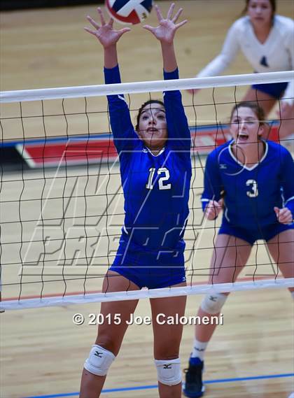 Thumbnail 1 in Johnson [Claudia Taylor] vs MacArthur [Douglas] (NEISD Tournament) photogallery.