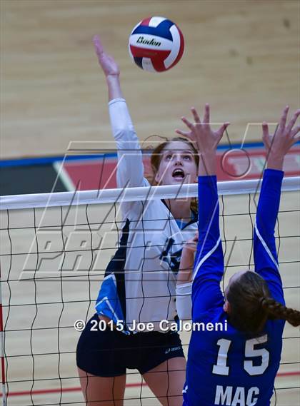 Thumbnail 3 in Johnson [Claudia Taylor] vs MacArthur [Douglas] (NEISD Tournament) photogallery.