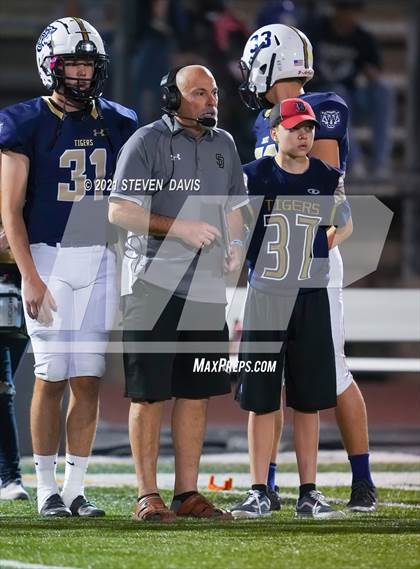 Thumbnail 2 in Williams vs. St. David (AIA 1A Semifinal) photogallery.