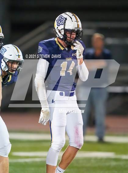 Thumbnail 3 in Williams vs. St. David (AIA 1A Semifinal) photogallery.