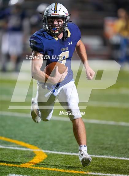 Thumbnail 3 in Williams vs. St. David (AIA 1A Semifinal) photogallery.