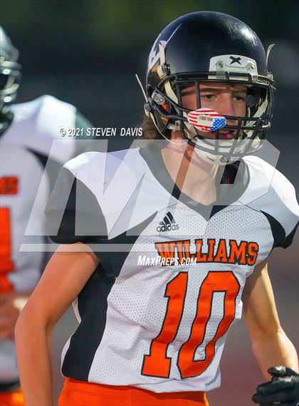 Thumbnail 3 in Williams vs. St. David (AIA 1A Semifinal) photogallery.