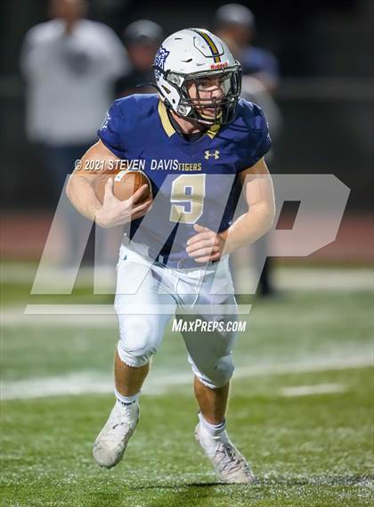 Thumbnail 3 in Williams vs. St. David (AIA 1A Semifinal) photogallery.