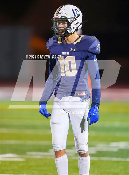 Thumbnail 3 in Williams vs. St. David (AIA 1A Semifinal) photogallery.