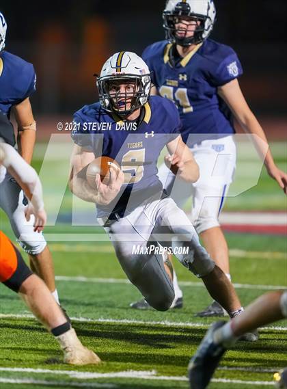 Thumbnail 3 in Williams vs. St. David (AIA 1A Semifinal) photogallery.
