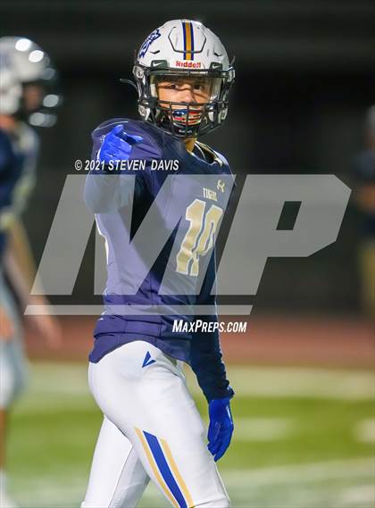 Thumbnail 1 in Williams vs. St. David (AIA 1A Semifinal) photogallery.