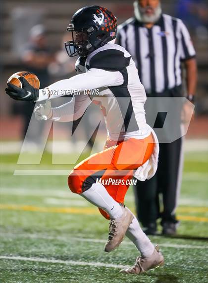 Thumbnail 2 in Williams vs. St. David (AIA 1A Semifinal) photogallery.