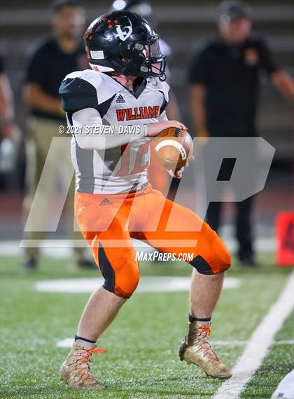Thumbnail 2 in Williams vs. St. David (AIA 1A Semifinal) photogallery.