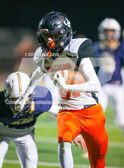 Thumbnail 3 in Williams vs. St. David (AIA 1A Semifinal) photogallery.