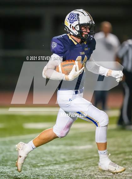 Thumbnail 3 in Williams vs. St. David (AIA 1A Semifinal) photogallery.