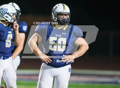 Thumbnail 2 in Williams vs. St. David (AIA 1A Semifinal) photogallery.