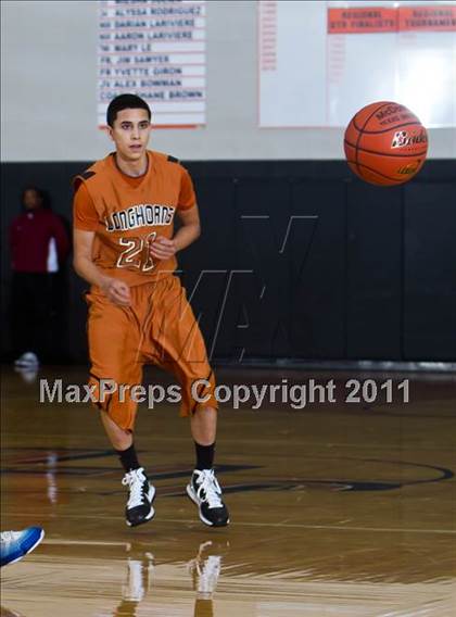 Thumbnail 3 in Dobie vs. Dickinson (McDonald's Texas Invitational) photogallery.