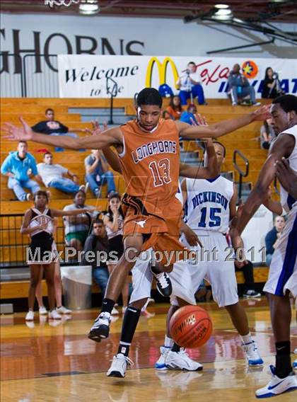 Thumbnail 1 in Dobie vs. Dickinson (McDonald's Texas Invitational) photogallery.
