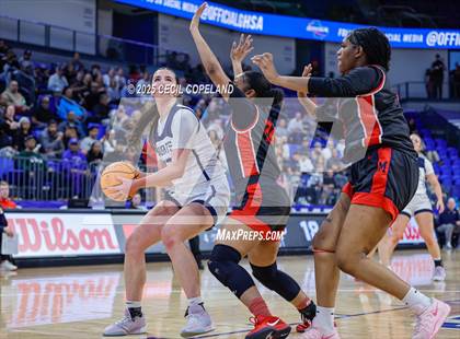 Thumbnail 3 in River Ridge vs. Milton (GHSA 5A Semifinal) photogallery.