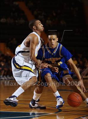 Thumbnail 3 in Niagara Falls vs Bishop Maginn (NYSPHSAA Class AA Final) photogallery.