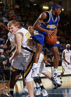 Thumbnail 2 in Niagara Falls vs Bishop Maginn (NYSPHSAA Class AA Final) photogallery.