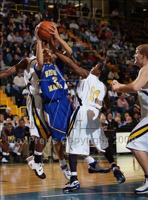 Thumbnail 2 in Niagara Falls vs Bishop Maginn (NYSPHSAA Class AA Final) photogallery.