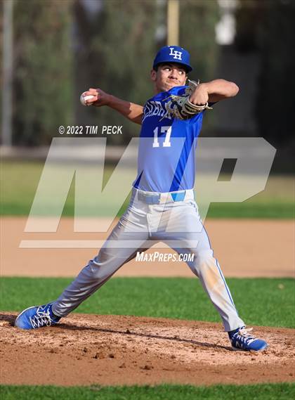 Thumbnail 2 in La Habra @ Canyon photogallery.