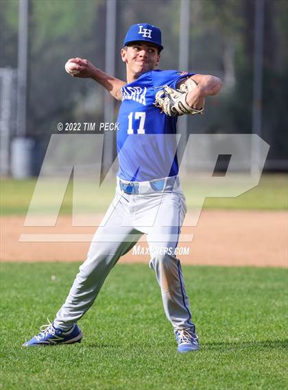 Thumbnail 1 in La Habra @ Canyon photogallery.