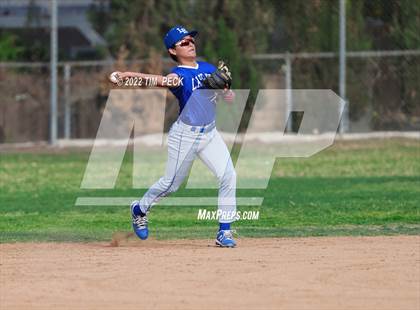 Thumbnail 2 in La Habra @ Canyon photogallery.