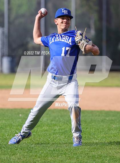 Thumbnail 2 in La Habra @ Canyon photogallery.