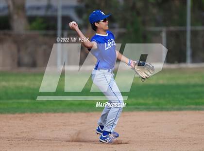 Thumbnail 1 in La Habra @ Canyon photogallery.