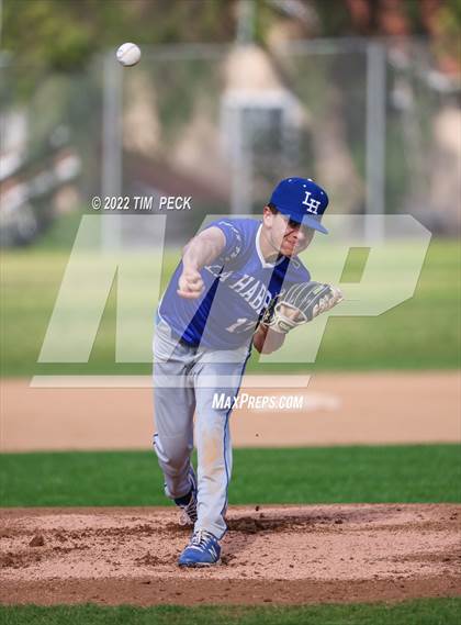 Thumbnail 2 in La Habra @ Canyon photogallery.