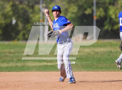 Thumbnail 2 in La Habra @ Canyon photogallery.
