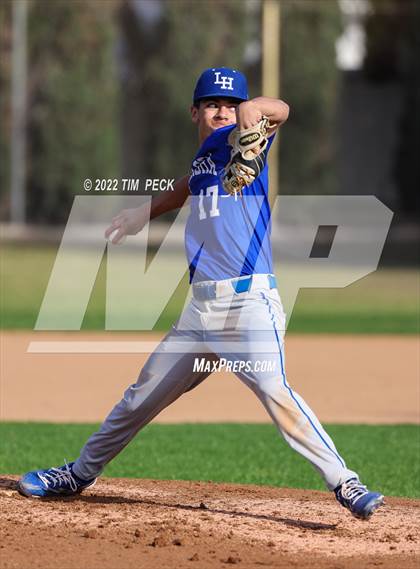 Thumbnail 1 in La Habra @ Canyon photogallery.