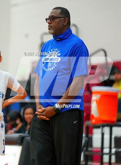 Thumbnail 3 in Apache Junction vs. Westview (Lady Blackhawks Invitational) photogallery.