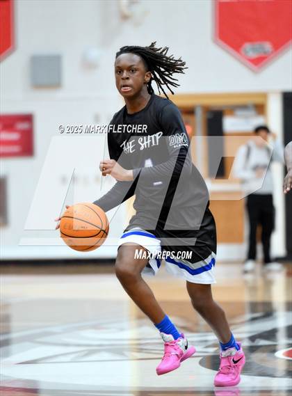 Thumbnail 3 in Deltona vs Matanzas (New Smyrna Beach MLK Shootout) photogallery.