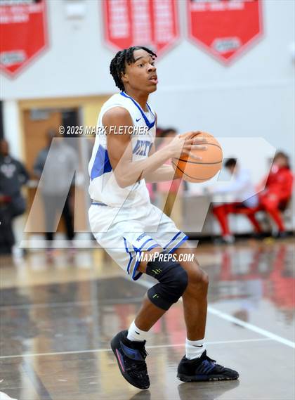 Thumbnail 2 in Deltona vs Matanzas (New Smyrna Beach MLK Shootout) photogallery.
