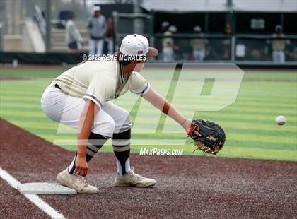Thumbnail 3 in Chaminade vs St. Francis photogallery.