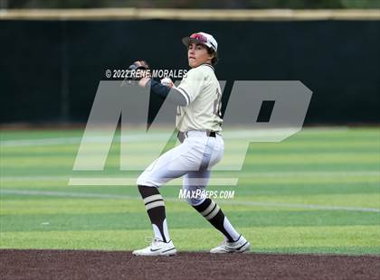 Thumbnail 3 in Chaminade vs St. Francis photogallery.
