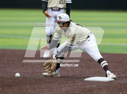 Thumbnail 2 in Chaminade vs St. Francis photogallery.