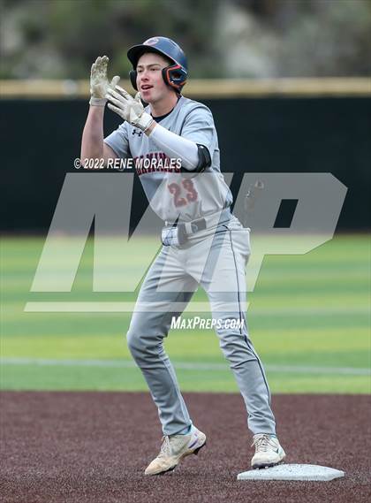 Thumbnail 3 in Chaminade vs St. Francis photogallery.